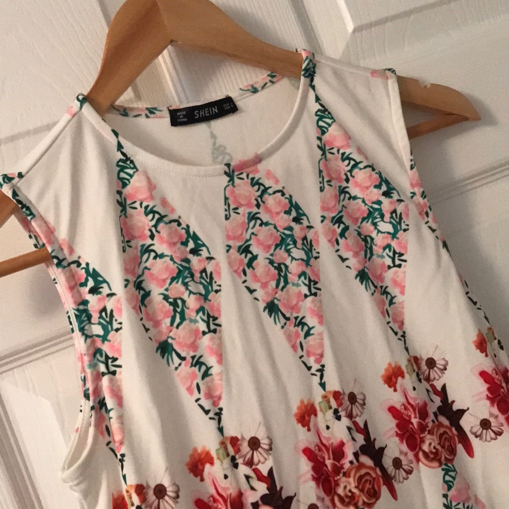 Mini dress - Picture 5 of 6